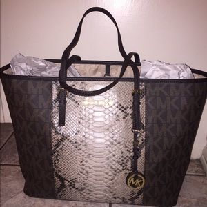 🌺💗beautiful Michael Kors tote 👜🌺💗